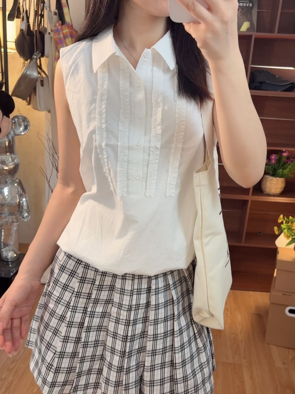 Yoon Cream Sleeveless Ruffle-Front Collared Top - Picture 4 of 6